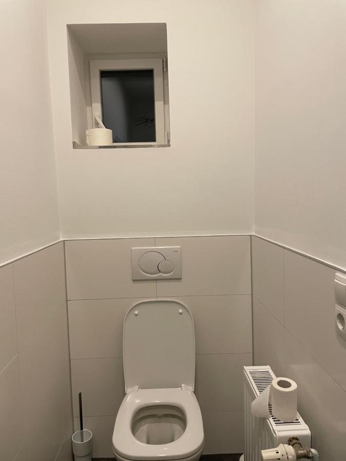 Citygluecknms - Direkt Am Bahnhof Und Einkaufszentrum Neumünster Esterno foto